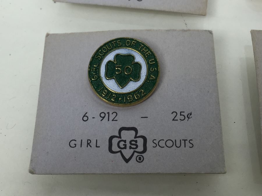 Large Collection Of Boy Scouts And Girl Scouts Collectibles Including Pocket Knife, Various Buttons, Medals, Scarf, Etc. Circa 1950's / 1960's [Photo 35]