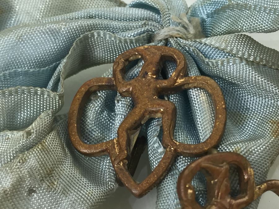 Large Collection Of Boy Scouts And Girl Scouts Collectibles Including Pocket Knife, Various Buttons, Medals, Scarf, Etc. Circa 1950's / 1960's [Photo 33]