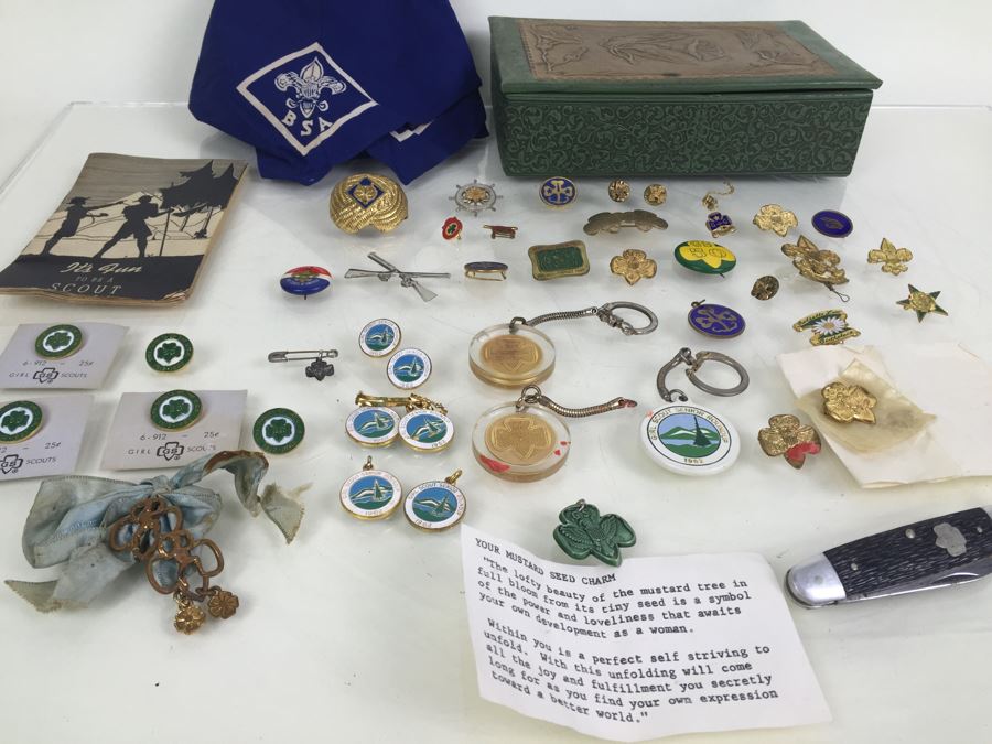 Large Collection Of Boy Scouts And Girl Scouts Collectibles Including Pocket Knife, Various Buttons, Medals, Scarf, Etc. Circa 1950's / 1960's [Photo 39]