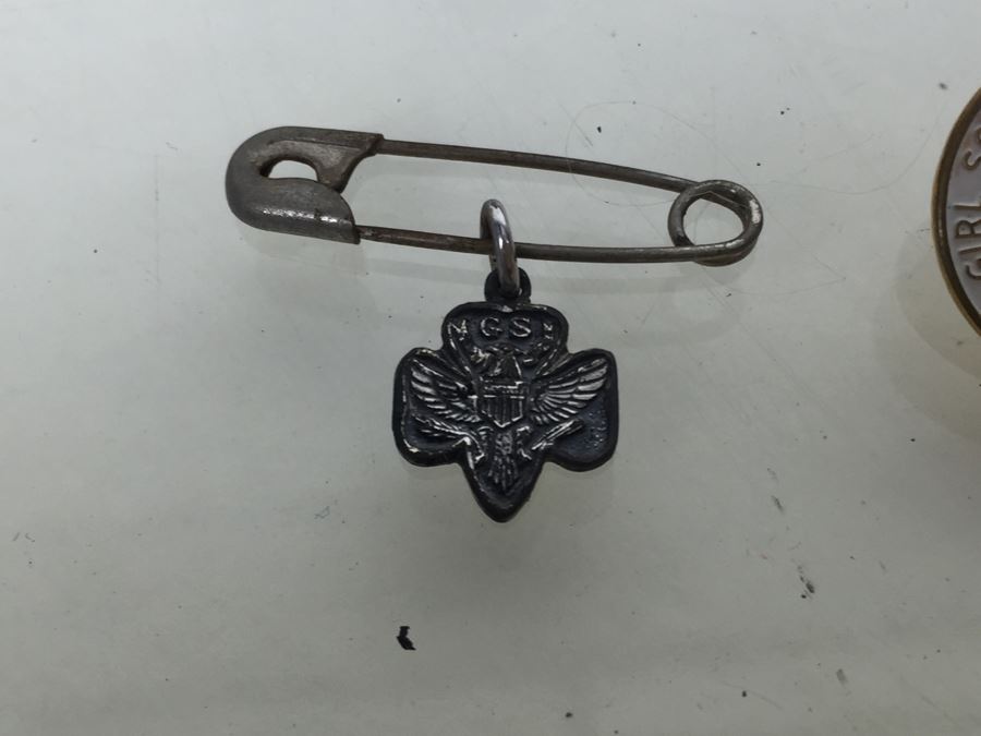 Large Collection Of Boy Scouts And Girl Scouts Collectibles Including Pocket Knife, Various Buttons, Medals, Scarf, Etc. Circa 1950's / 1960's [Photo 37]
