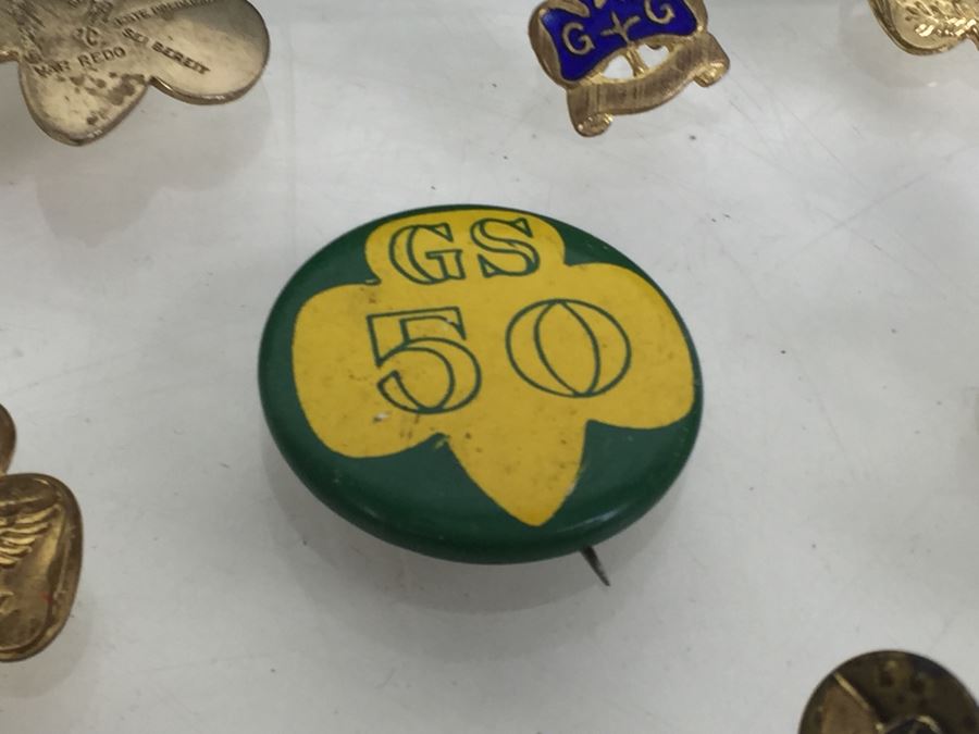Large Collection Of Boy Scouts And Girl Scouts Collectibles Including Pocket Knife, Various Buttons, Medals, Scarf, Etc. Circa 1950's / 1960's [Photo 20]