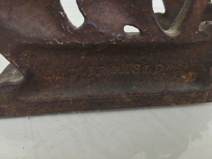 Vintage Cast Iron 'Old Ironsides' Bookends [Photo 11]