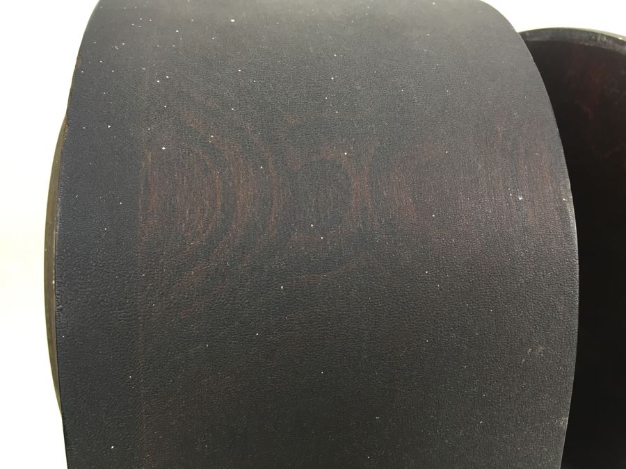 Mantle Clock By William L. Gilbert Clock Co. Winsted, Conn. U.S.A. With Clock Key [Photo 10]