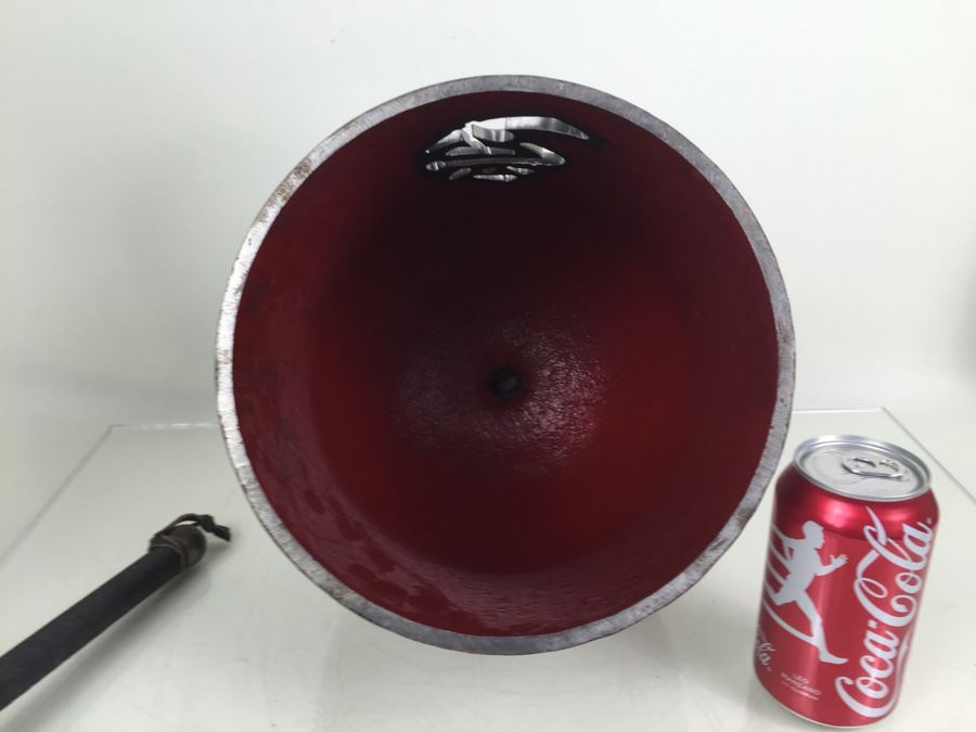 Large Signed Asian Bell Temple Buzzer With Stand And Mallot [Photo 12]