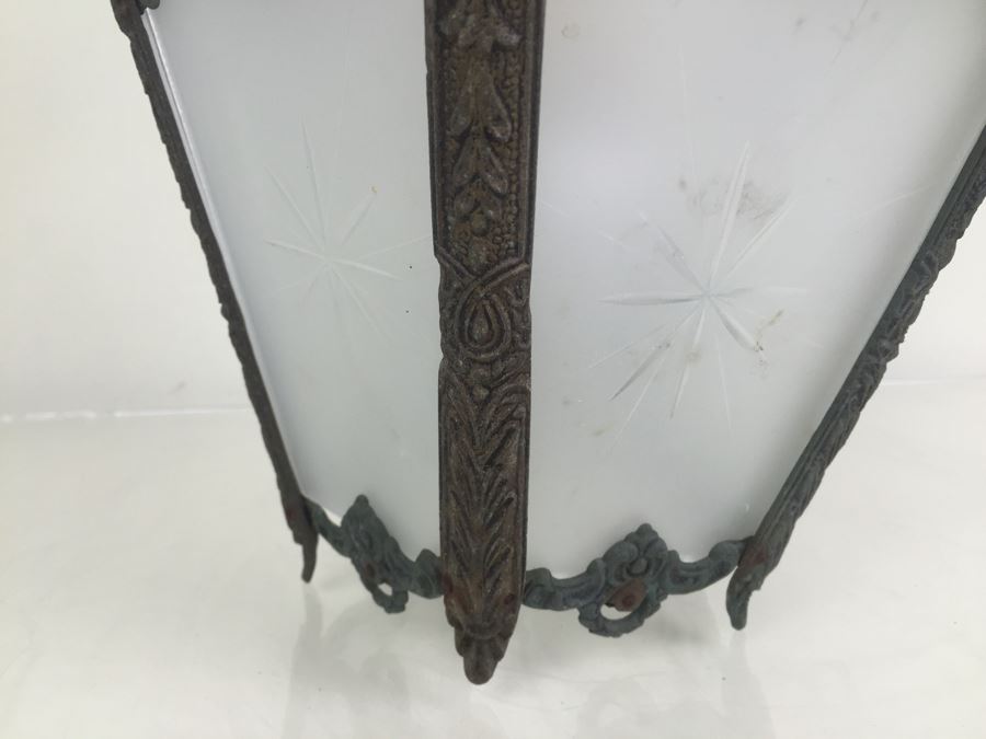 Vintage Light Fixture [Photo 8]