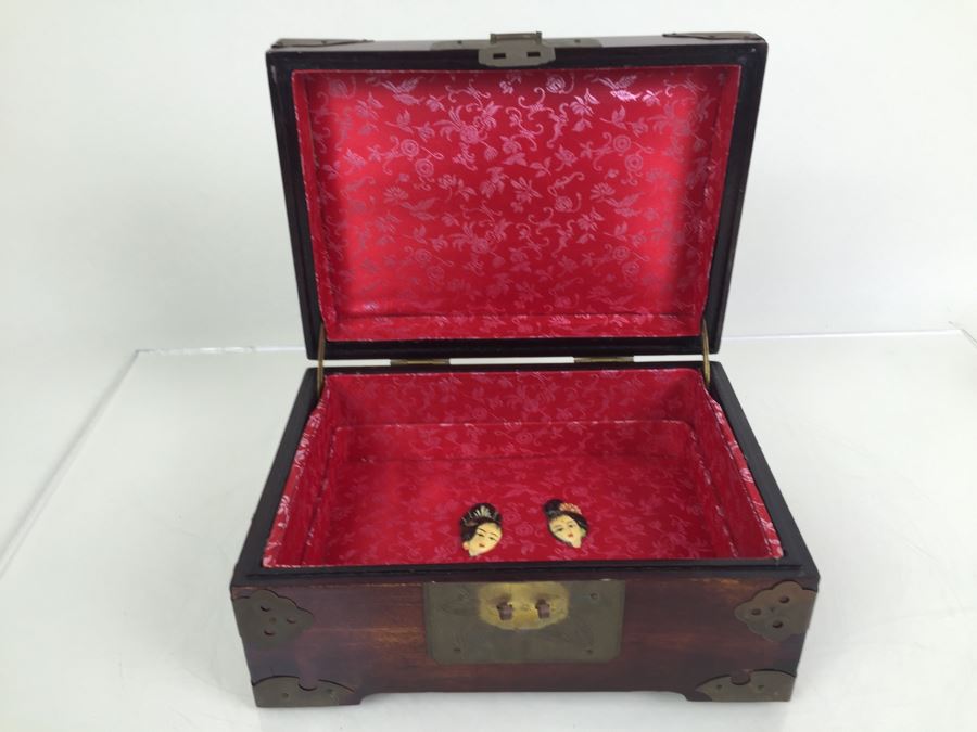 Vintage Shanghai China Wooden Jade Brass Jewelry Box Chest [Photo 11]