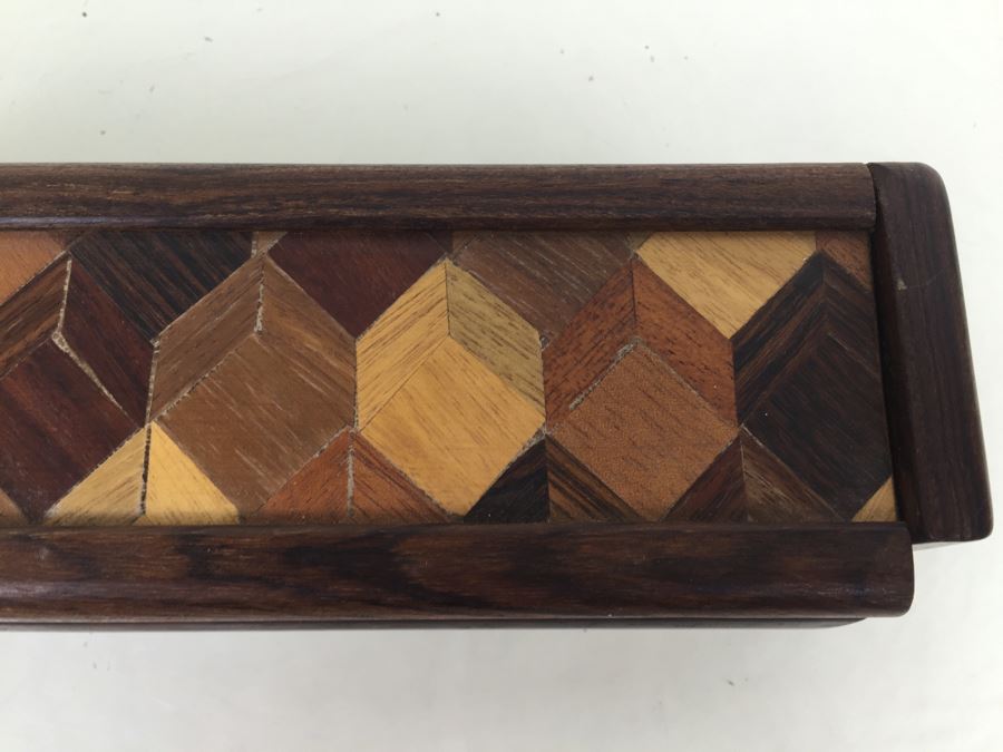 Wooden Inlay Geometric Pattern Box [Photo 7]