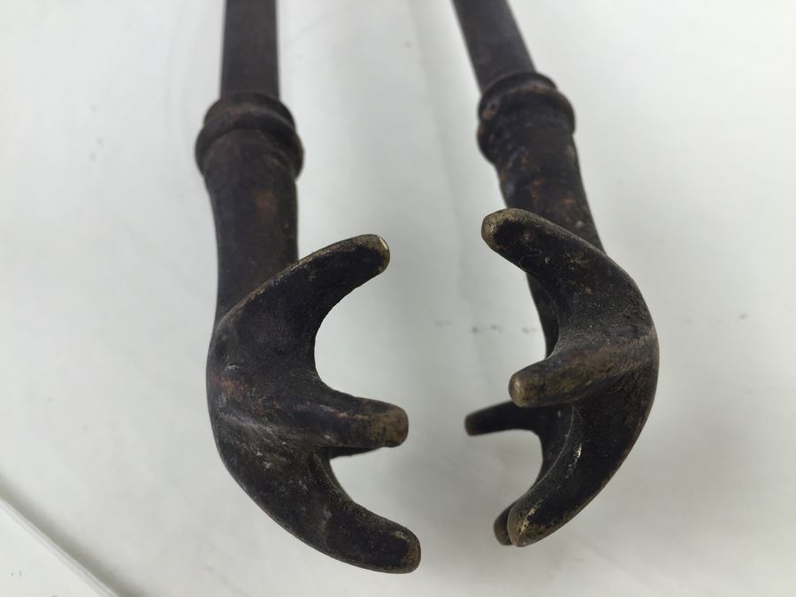 antique log grabber