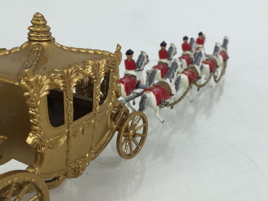 Larger Version Coronation Coach Hand Painted Cast Iron By Lesney Products & Co Made In England Matchbox With Original Box [Photo 25]