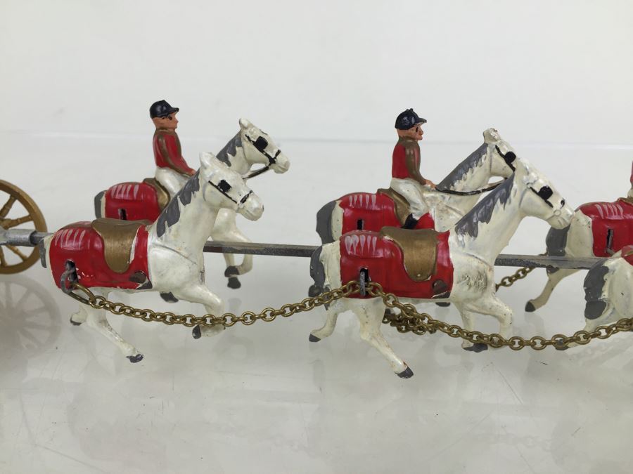 Larger Version Coronation Coach Hand Painted Cast Iron By Lesney Products & Co Made In England Matchbox With Original Box [Photo 12]