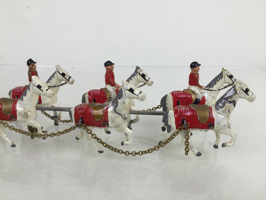 Larger Version Coronation Coach Hand Painted Cast Iron By Lesney Products & Co Made In England Matchbox With Original Box [Photo 13]