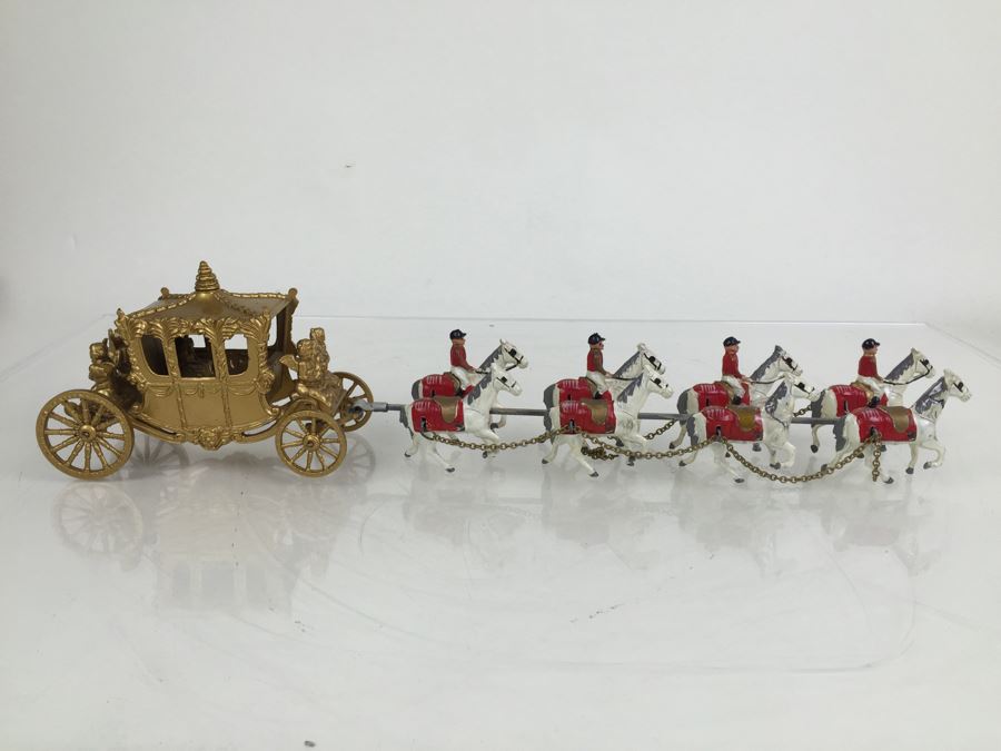 Larger Version Coronation Coach Hand Painted Cast Iron By Lesney Products & Co Made In England Matchbox With Original Box [Photo 11]