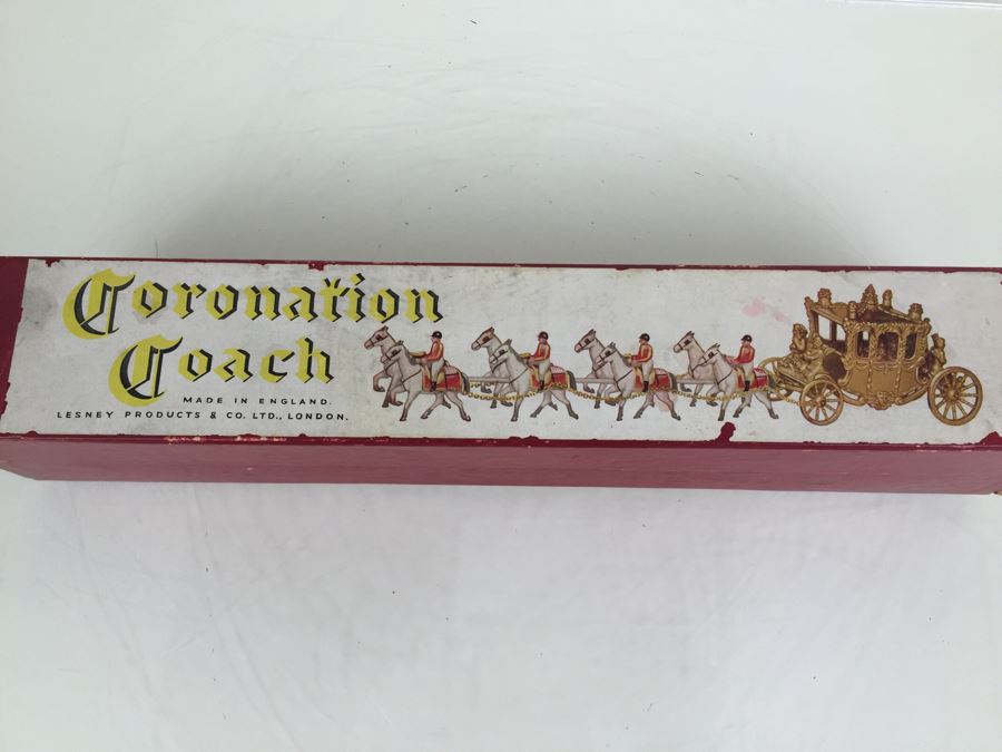 Larger Version Coronation Coach Hand Painted Cast Iron By Lesney Products & Co Made In England Matchbox With Original Box [Photo 9]