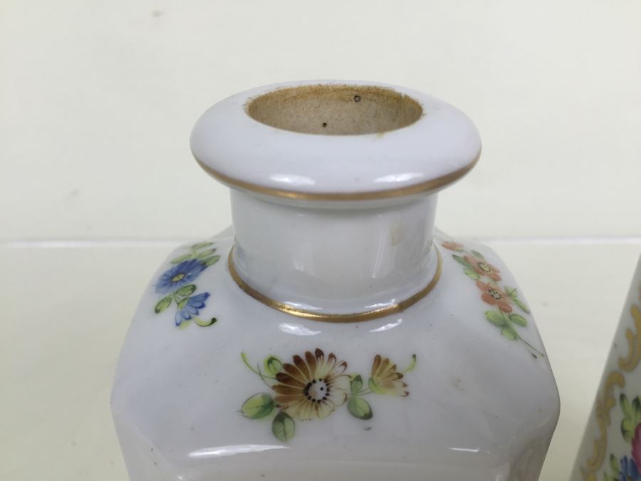 Pair Of Porcelaine De Paris France Bottles [Photo 5]