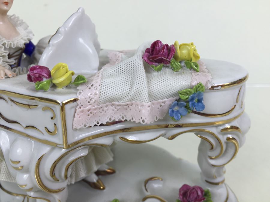Vintage German Porcelain Dresden Lace Victorian Lady Piano Figurine Figure 5883 [Photo 5]