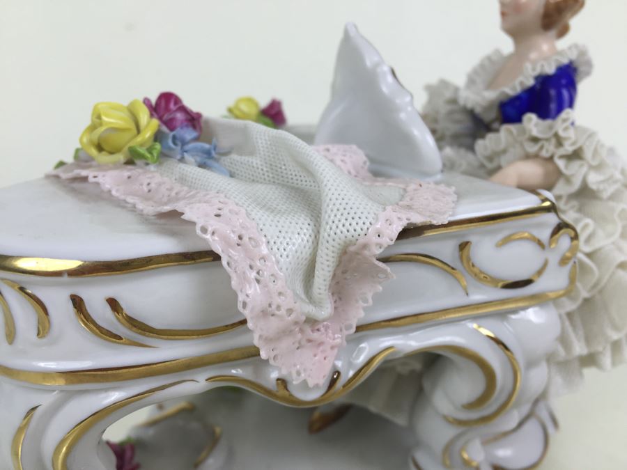Vintage German Porcelain Dresden Lace Victorian Lady Piano Figurine Figure 5883 [Photo 12]