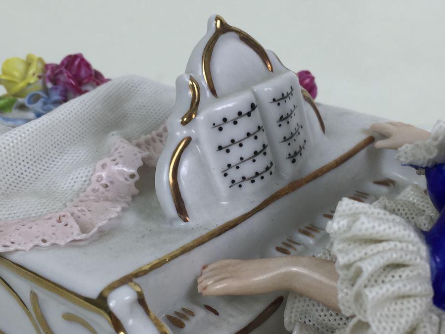 Vintage German Porcelain Dresden Lace Victorian Lady Piano Figurine Figure 5883 [Photo 14]