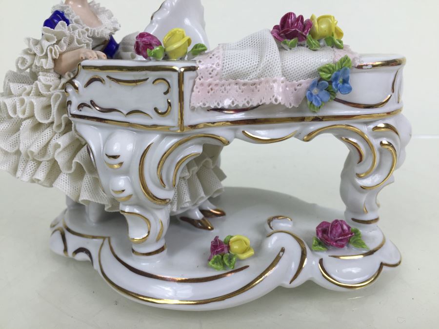 Vintage German Porcelain Dresden Lace Victorian Lady Piano Figurine Figure 5883 [Photo 4]