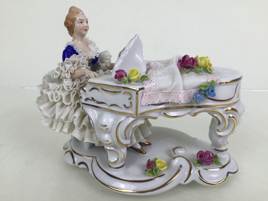 Vintage German Porcelain Dresden Lace Victorian Lady Piano Figurine Figure 5883
