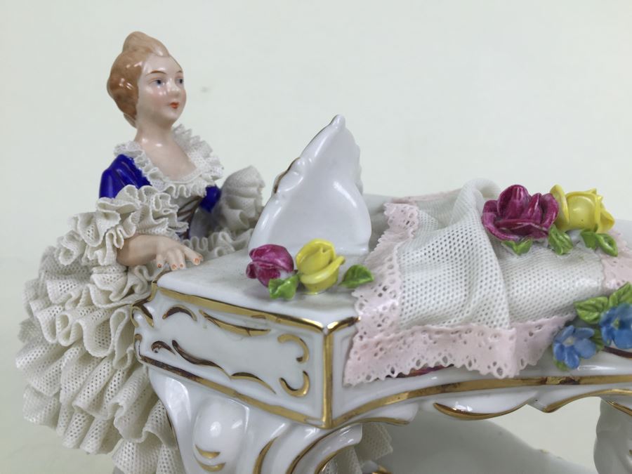 Vintage German Porcelain Dresden Lace Victorian Lady Piano Figurine Figure 5883 [Photo 6]
