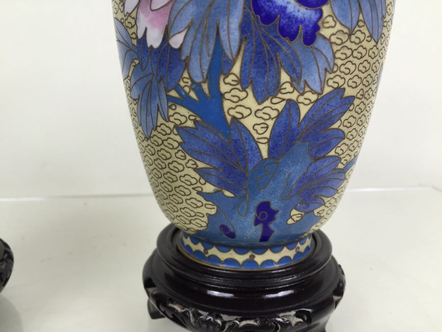 Pair Of Vintage Chinese Cloisonne Vases With Stands [Photo 10]