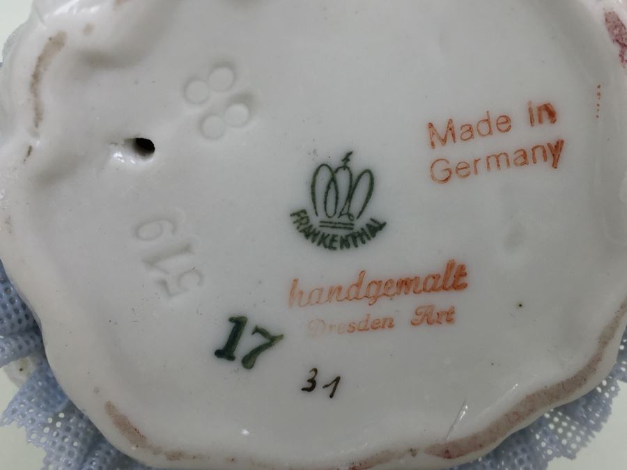 Vintage Frankenthal Porcelain Dresden Art Small Figurine Of Girl With Bouquet Of Flowers Lace 519 88 [Photo 13]