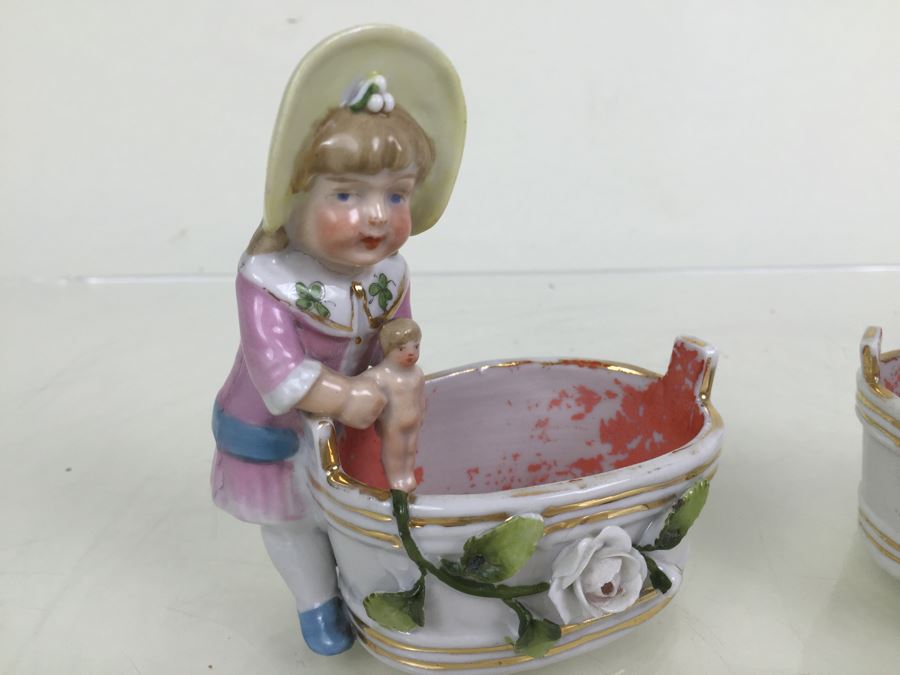 Pair Of Figurines Boy With Sailboat And Girl With Doll In Washtubs 3820 [Photo 5]