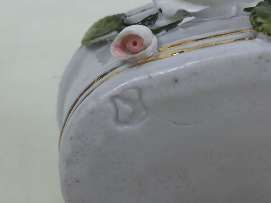 Pair Of Figurines Boy With Sailboat And Girl With Doll In Washtubs 3820 [Photo 16]