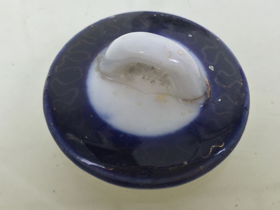 Vintage Hand Painted Porcelain Teapot [Photo 13]