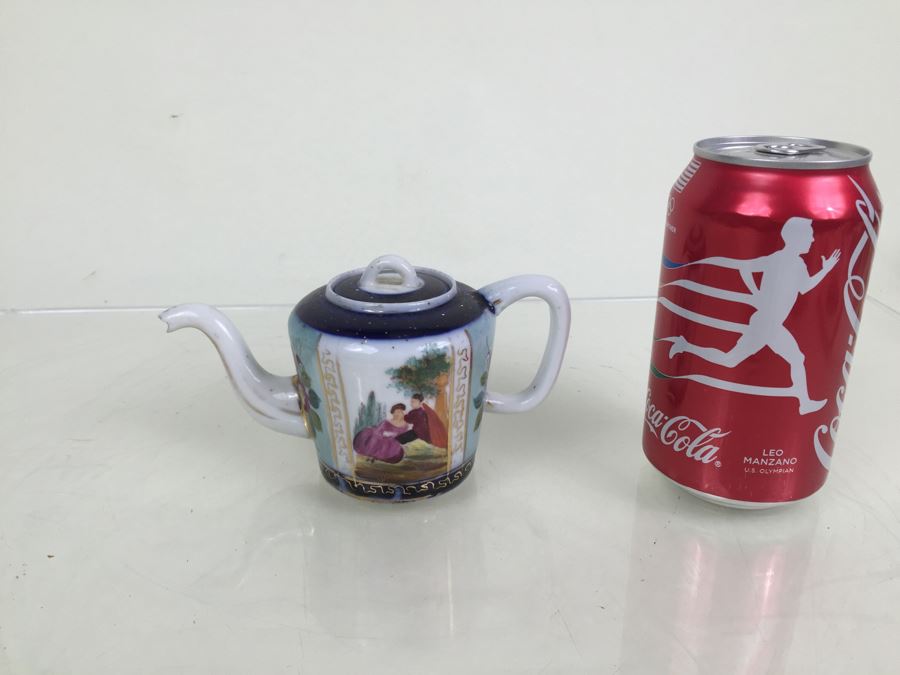 Vintage Hand Painted Porcelain Teapot [Photo 4]