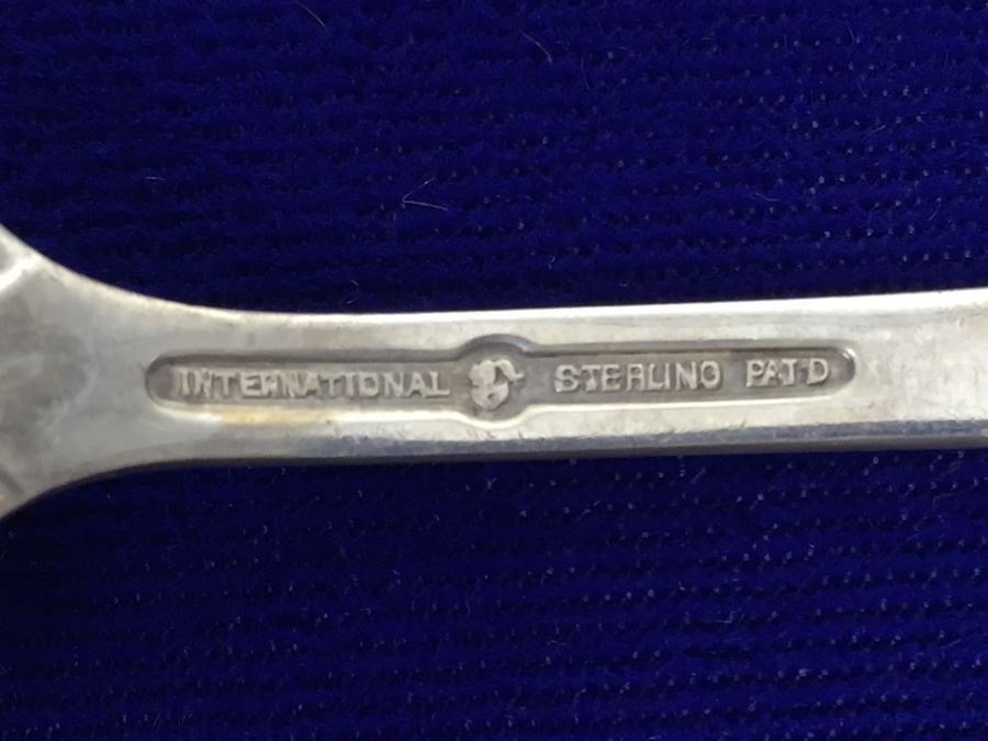 Sterling Silver Flatware Set By International With Silver Storage Cloths 1,438g Sterling Flatware + 112g Sterling From Knife Handles = 1,550g = $808 Melt Value [Photo 3]