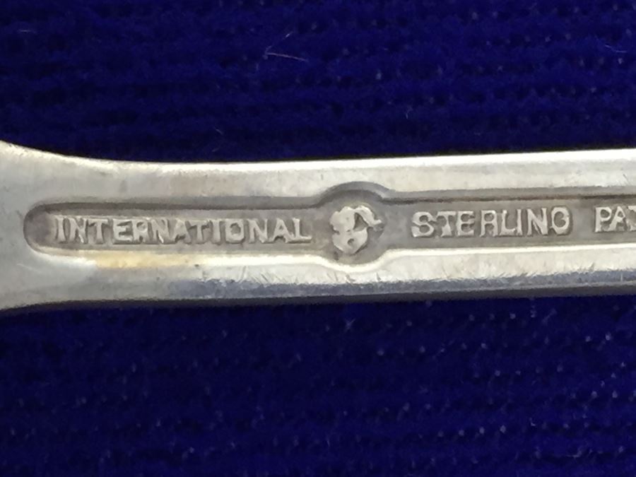 Sterling Silver Flatware Set By International With Silver Storage Cloths 1,438g Sterling Flatware + 112g Sterling From Knife Handles = 1,550g = $808 Melt Value [Photo 13]