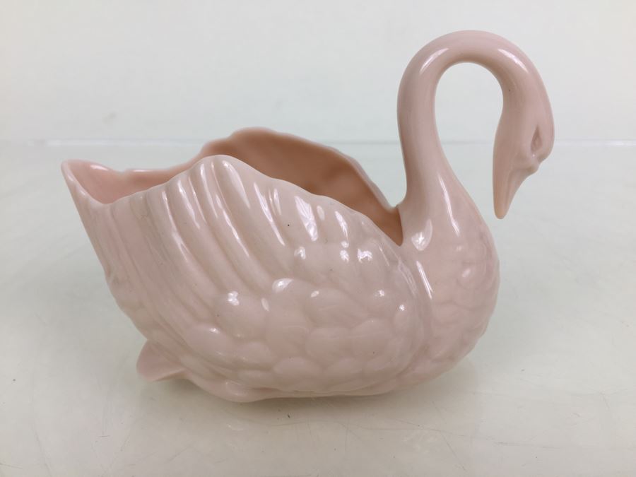 LENOX Pink Swan [Photo 1]
