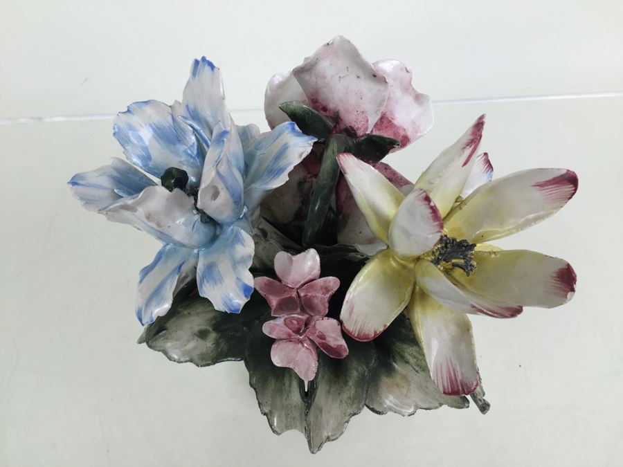 Vintage Capodimonte Flower Basket [Photo 13]