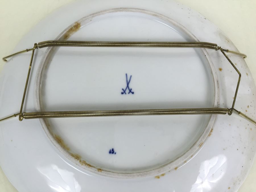 Stunning Vintage Meissen Porcelain Large Gold High Relief With Floral Pattern Plate Germany [Photo 17]