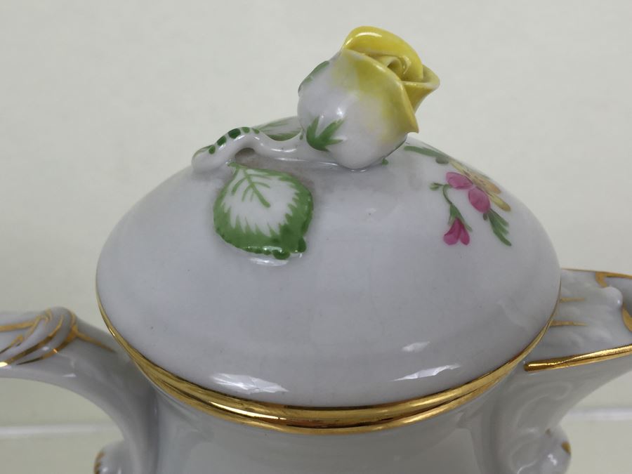 Nice Vintage Meissen Coffee Tea Service With Teapot, Creamer Bowl And 6 Meissen Cups With Saucers Germany Hand Painted Floral Motif [Photo 43]