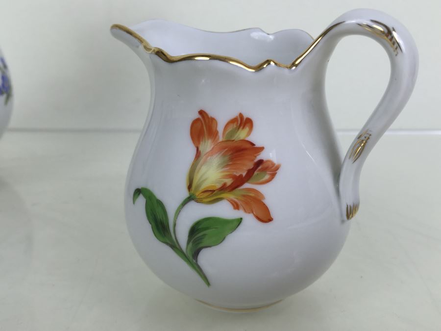 Nice Vintage Meissen Coffee Tea Service With Teapot, Creamer Bowl And 6 Meissen Cups With Saucers Germany Hand Painted Floral Motif [Photo 37]