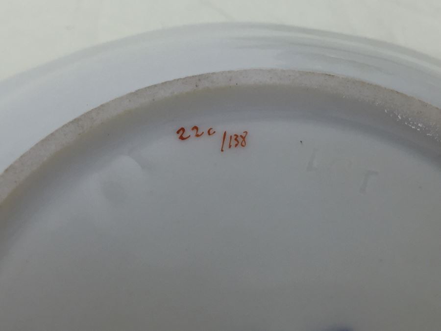 Nice Vintage Meissen Coffee Tea Service With Teapot, Creamer Bowl And 6 Meissen Cups With Saucers Germany Hand Painted Floral Motif [Photo 25]