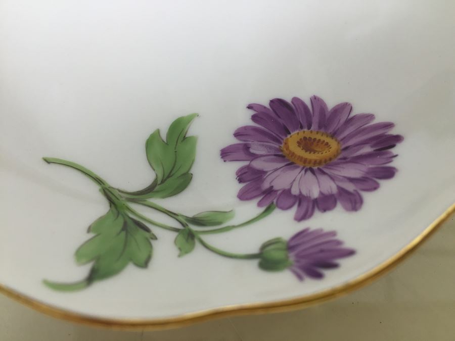 Nice Vintage Meissen Coffee Tea Service With Teapot, Creamer Bowl And 6 Meissen Cups With Saucers Germany Hand Painted Floral Motif [Photo 11]