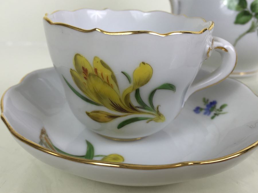 Nice Vintage Meissen Coffee Tea Service With Teapot, Creamer Bowl And 6 Meissen Cups With Saucers Germany Hand Painted Floral Motif [Photo 32]