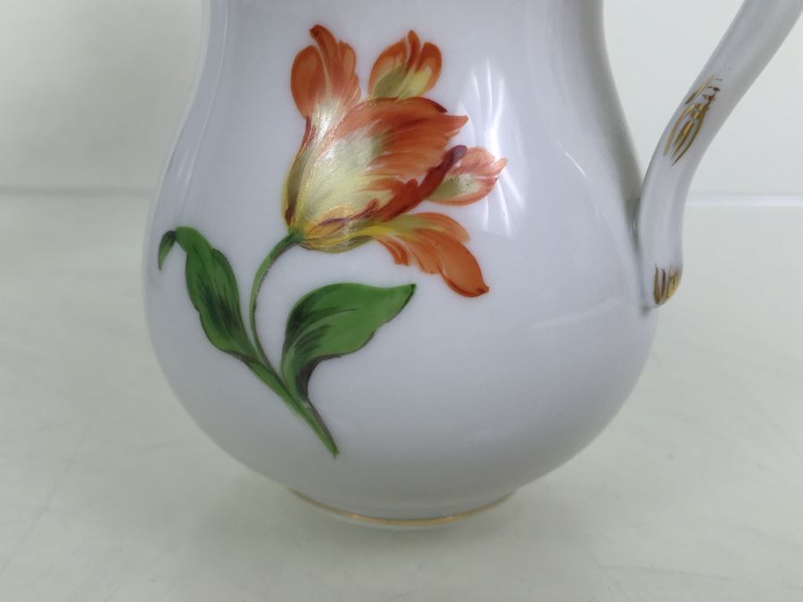 Nice Vintage Meissen Coffee Tea Service With Teapot, Creamer Bowl And 6 Meissen Cups With Saucers Germany Hand Painted Floral Motif [Photo 39]