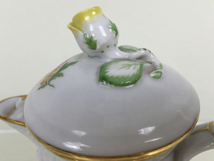 Nice Vintage Meissen Coffee Tea Service With Teapot, Creamer Bowl And 6 Meissen Cups With Saucers Germany Hand Painted Floral Motif [Photo 52]