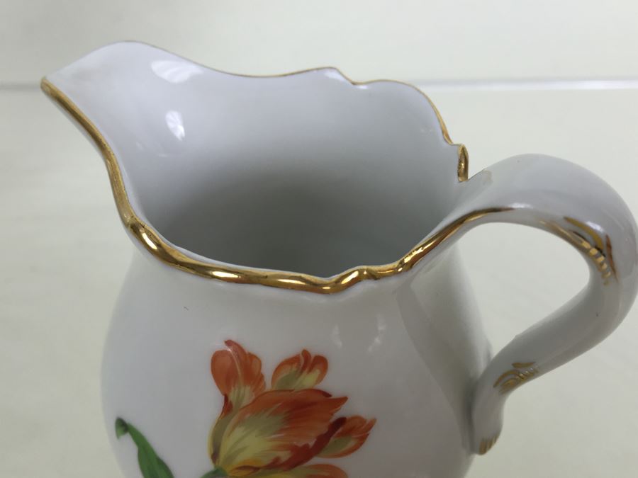 Nice Vintage Meissen Coffee Tea Service With Teapot, Creamer Bowl And 6 Meissen Cups With Saucers Germany Hand Painted Floral Motif [Photo 40]