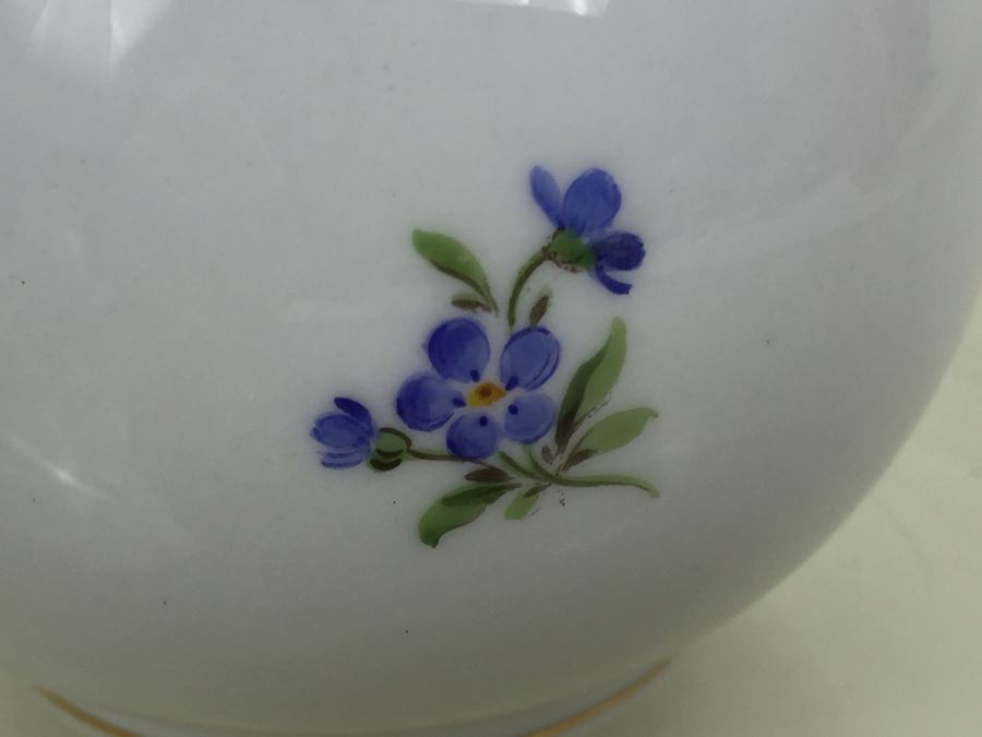 Nice Vintage Meissen Coffee Tea Service With Teapot, Creamer Bowl And 6 Meissen Cups With Saucers Germany Hand Painted Floral Motif [Photo 49]