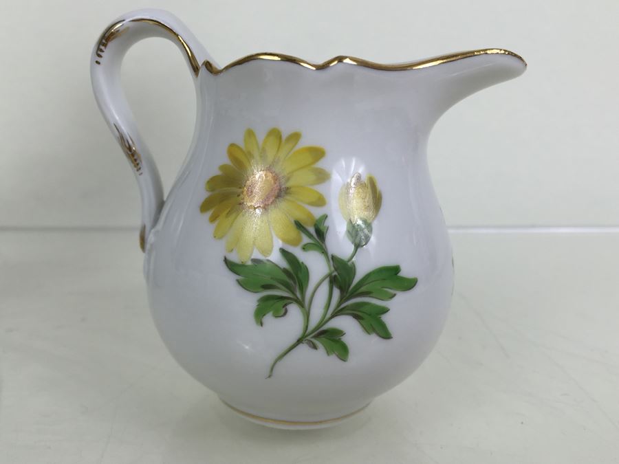 Nice Vintage Meissen Coffee Tea Service With Teapot, Creamer Bowl And 6 Meissen Cups With Saucers Germany Hand Painted Floral Motif [Photo 34]