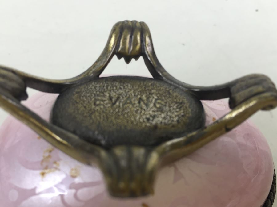Vintage EVANS Pink Egg Lighter With Two Footed Half Egg Ashtrays [Photo 16]