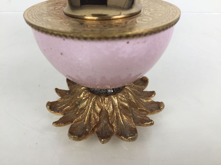 Vintage EVANS Pink Egg Lighter With Two Footed Half Egg Ashtrays [Photo 8]