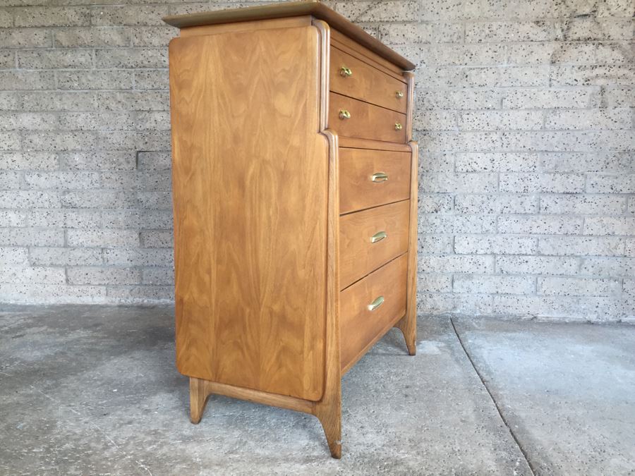 John Van Koert For Drexel Mid-Century Modern 1959 Projection Series Dresser Chest Of Drawers [Photo 15]