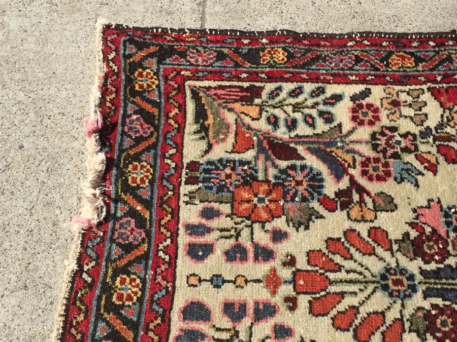 Small Hand Knotted Wool Persian Rug From Iran [Photo 4]