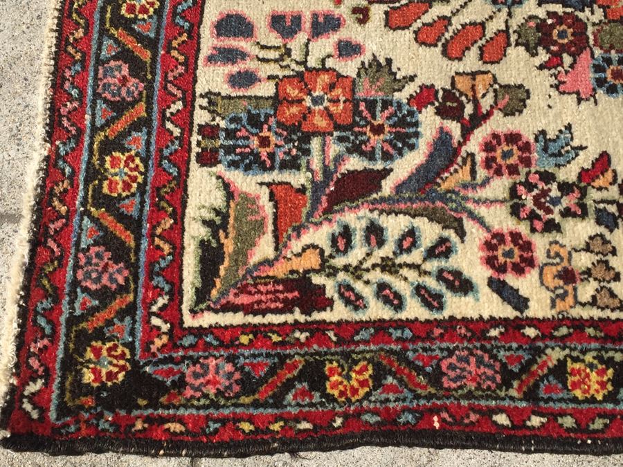 Small Hand Knotted Wool Persian Rug From Iran [Photo 12]